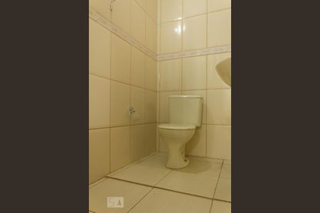 Casa para alugar com 220m², 3 quartos e 2 vagasBanheiro de Serviço