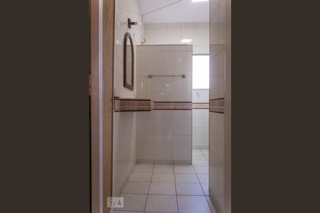 Casa para alugar com 220m², 3 quartos e 2 vagasBanheiro Segundo Andar