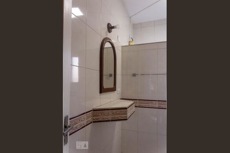 Casa para alugar com 220m², 3 quartos e 2 vagasBanheiro Segundo Andar