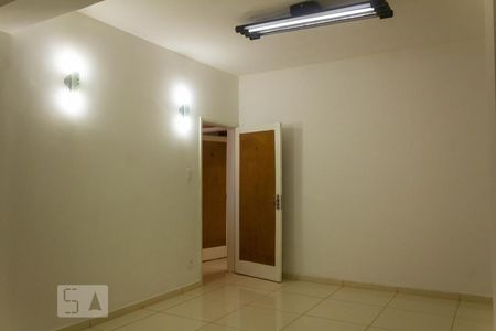 Casa para alugar com 220m², 3 quartos e 2 vagasQuarto 1
