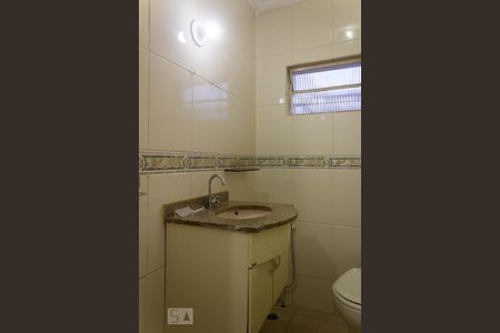 Casa para alugar com 220m², 3 quartos e 2 vagasLavabo