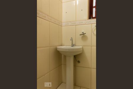 Casa para alugar com 220m², 3 quartos e 2 vagasBanheiro Edícula