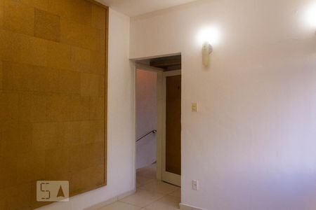 Casa para alugar com 220m², 3 quartos e 2 vagasQuarto 2