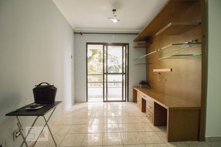 Sala de apartamento para alugar com 2 quartos, 62m² em Jardim Bom Tempo, Taboão da Serra