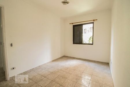 Quarto 2 de apartamento para alugar com 2 quartos, 62m² em Jardim Bom Tempo, Taboão da Serra