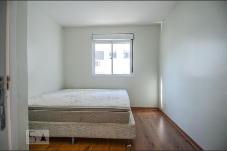 Suíte de apartamento para alugar com 3 quartos, 61m² em Camaquã, Porto Alegre