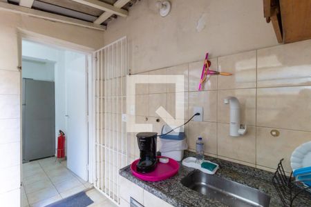 Casa à venda com 220m², 4 quartos e 1 vagaLavanderia
