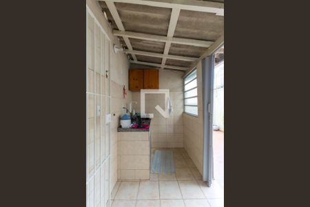 Casa à venda com 220m², 4 quartos e 1 vagaLavanderia