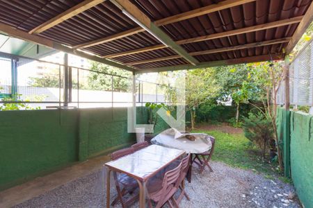 Casa à venda com 220m², 4 quartos e 1 vagaÁrea comum