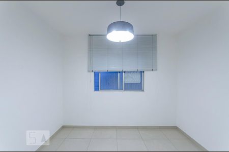 Sala 2 de apartamento à venda com 3 quartos, 75m² em Estoril, Belo Horizonte