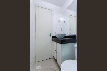Apartamento à venda com 75m², 3 quartos e 1 vaga Apartamento à venda com 75m², 3 quartos e 1 vagaBanheiro