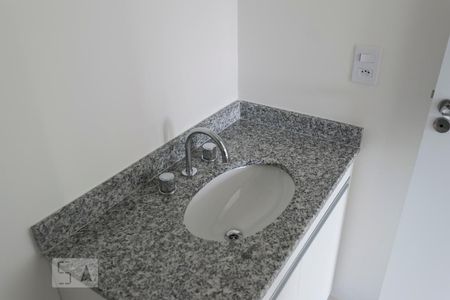 Suíte - Banheiro (Pia) de apartamento para alugar com 1 quarto, 41m² em Ipiranga, São Paulo