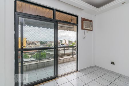 Sala de apartamento para alugar com 3 quartos, 90m² em Ramos, Rio de Janeiro