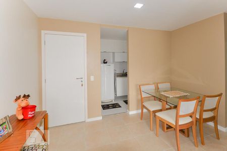 Sala de apartamento para alugar com 2 quartos, 69m² em Vila Isabel, Rio de Janeiro