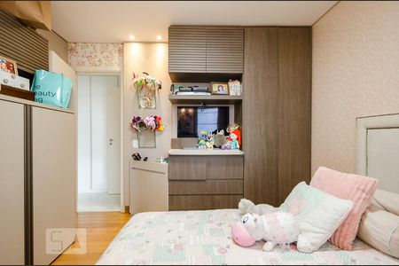 Apartamento à venda com 165m², 4 quartos e 3 vagasSuíte 2