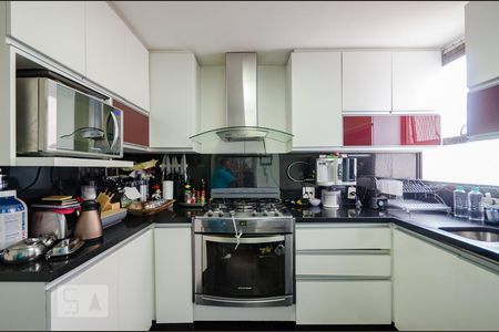 Apartamento à venda com 165m², 4 quartos e 3 vagasCozinha