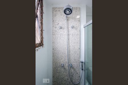 Apartamento à venda com 165m², 4 quartos e 3 vagasBanheiro Semi - Suítes