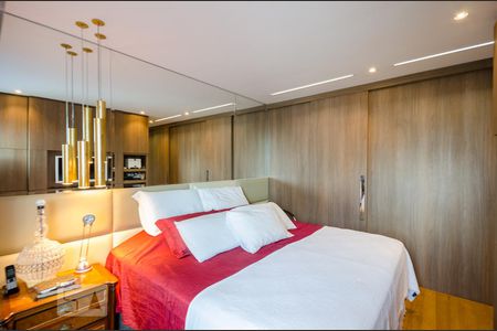 Apartamento à venda com 165m², 4 quartos e 3 vagasSuíte 1