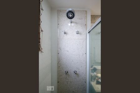 Apartamento à venda com 165m², 4 quartos e 3 vagasBanheiro da Suíte 1