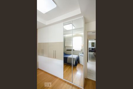 Apartamento à venda com 165m², 4 quartos e 3 vagasSemi - Suíte 1 