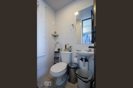 Apartamento à venda com 165m², 4 quartos e 3 vagasBanheiro de Serviço