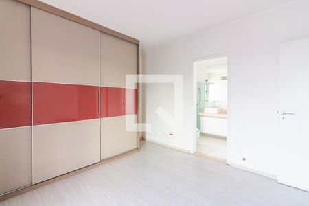 Apartamento à venda com 280m², 4 quartos e 4 vagasSuíte 3