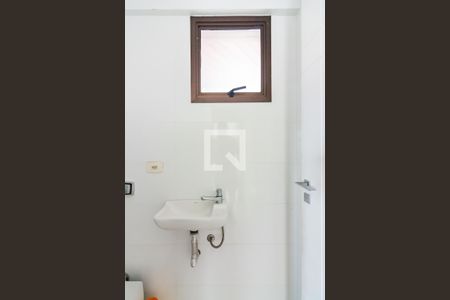 Apartamento à venda com 280m², 4 quartos e 4 vagasBanheiro de Serviço