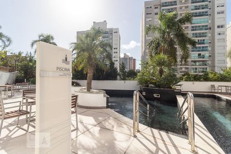 Apartamento à venda com 66m², 1 quarto e 1 vagaÁrea comum - Piscina