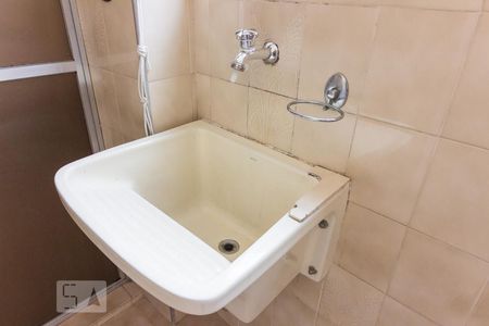 Apartamento à venda com 76m², 2 quartos e sem vagaÁrea de Serviço