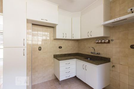 Apartamento à venda com 76m², 2 quartos e sem vagaCozinha