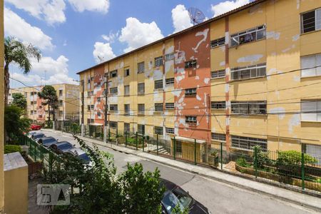 Apartamento à venda com 76m², 2 quartos e sem vagaVista