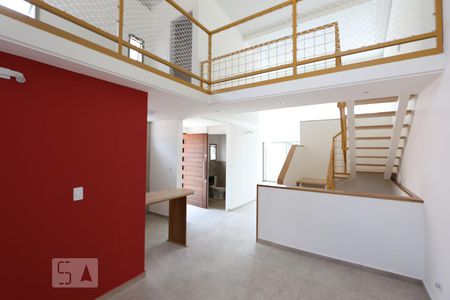 sala de casa para alugar com 2 quartos, 174m² em Vila Tramontano, São Paulo