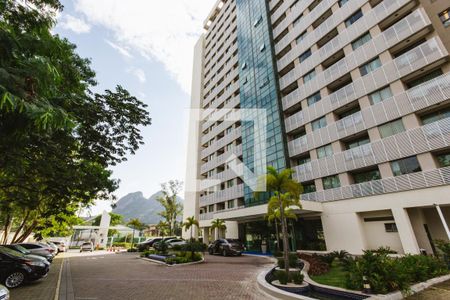 Fachada de apartamento para alugar com 1 quarto, 36m² em Jacarepaguá, Rio de Janeiro