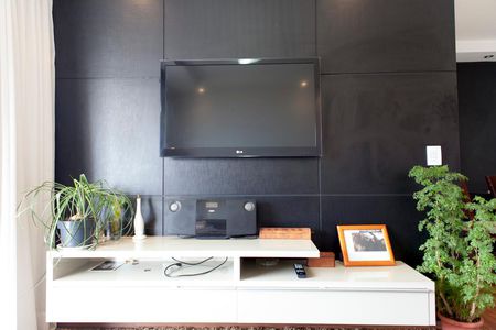 Detalhe Sala de apartamento para alugar com 3 quartos, 90m² em Vila dos Alpes, Goiânia