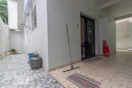 Casa à venda com 304m², 3 quartos e 2 vagas Casa à venda com 304m², 3 quartos e 2 vagasÁrea de Serviço