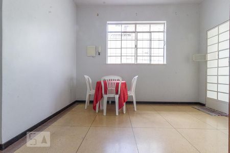 Sala de casa à venda com 3 quartos, 304m² em Nova Suíssa, Belo Horizonte