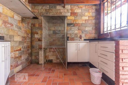 Casa à venda com 304m², 3 quartos e 2 vagas Casa à venda com 304m², 3 quartos e 2 vagasÁrea Gourmet