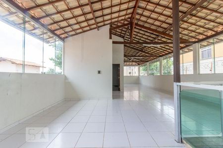 Casa à venda com 304m², 3 quartos e 2 vagas Casa à venda com 304m², 3 quartos e 2 vagasSalão de Festas