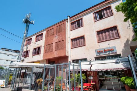 Apartamento para alugar com 48m², 2 quartos e sem vagaFachada