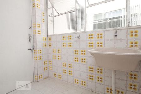 Apartamento à venda com 2 quartos, 55m² em Sagrada Família, Belo Horizonte