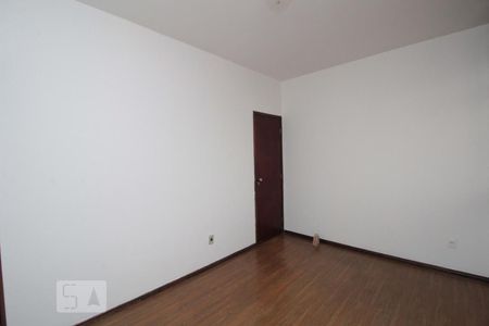 Apartamento à venda com 2 quartos, 55m² em Sagrada Família, Belo Horizonte