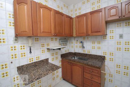 Apartamento à venda com 2 quartos, 55m² em Sagrada Família, Belo Horizonte