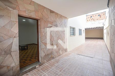 Garagem de casa à venda com 3 quartos, 328m² em Rudge Ramos, São Bernardo do Campo