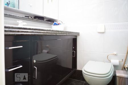 Casa à venda com 744m², 6 quartos e 8 vagasBanheiro suíte 1