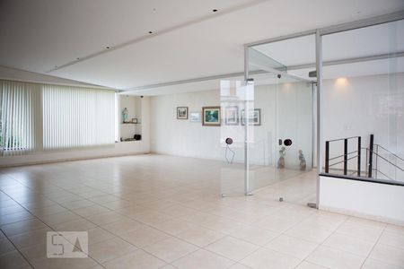 Casa à venda com 744m², 6 quartos e 8 vagasSalão gourmet