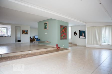 Casa à venda com 744m², 6 quartos e 8 vagasSalão gourmet