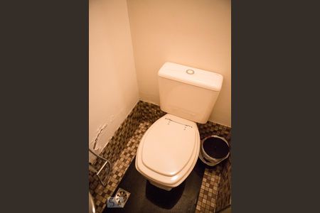 Casa à venda com 744m², 6 quartos e 8 vagasLavabo primeiro andar