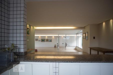 Casa à venda com 744m², 6 quartos e 8 vagasSalão gourmet 