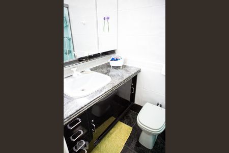 Casa à venda com 744m², 6 quartos e 8 vagasBanheiro suíte 1