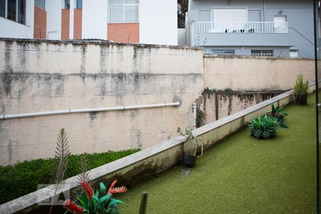 Casa à venda com 744m², 6 quartos e 8 vagasSalão gourmet - vista